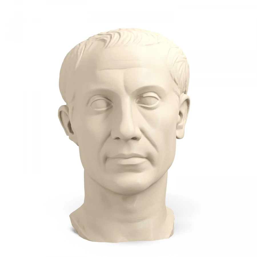 Giulio Cesare in avorio chiaro